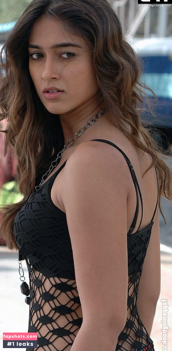 Ileana D'Cruz gallery photo #8