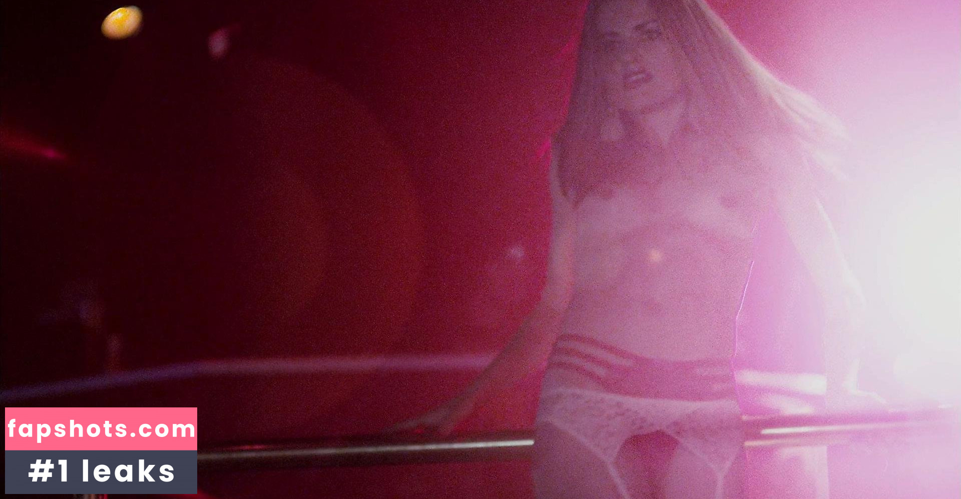 Ileana Huxley gallery photo #14