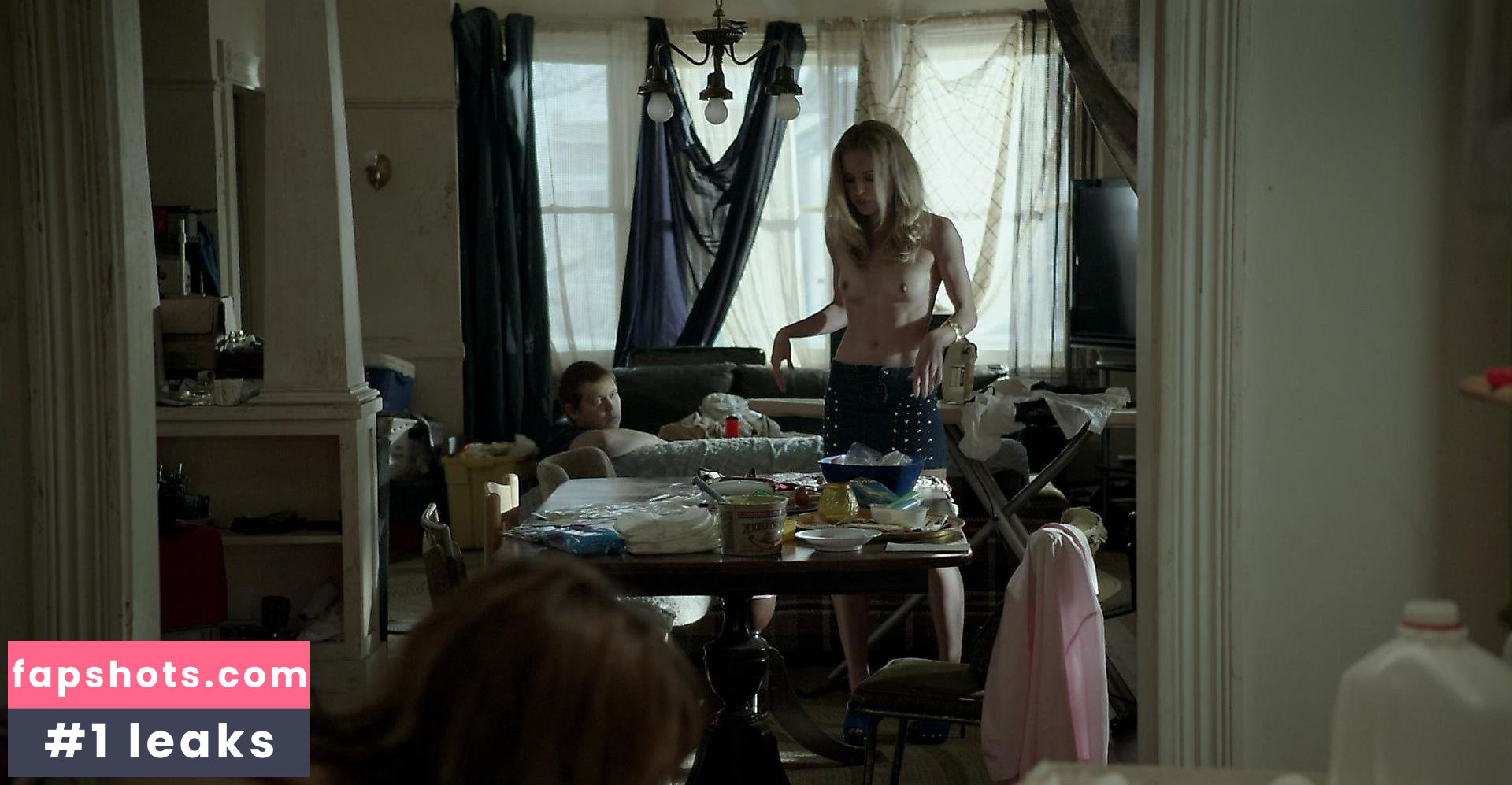 Ileana Huxley gallery photo #5