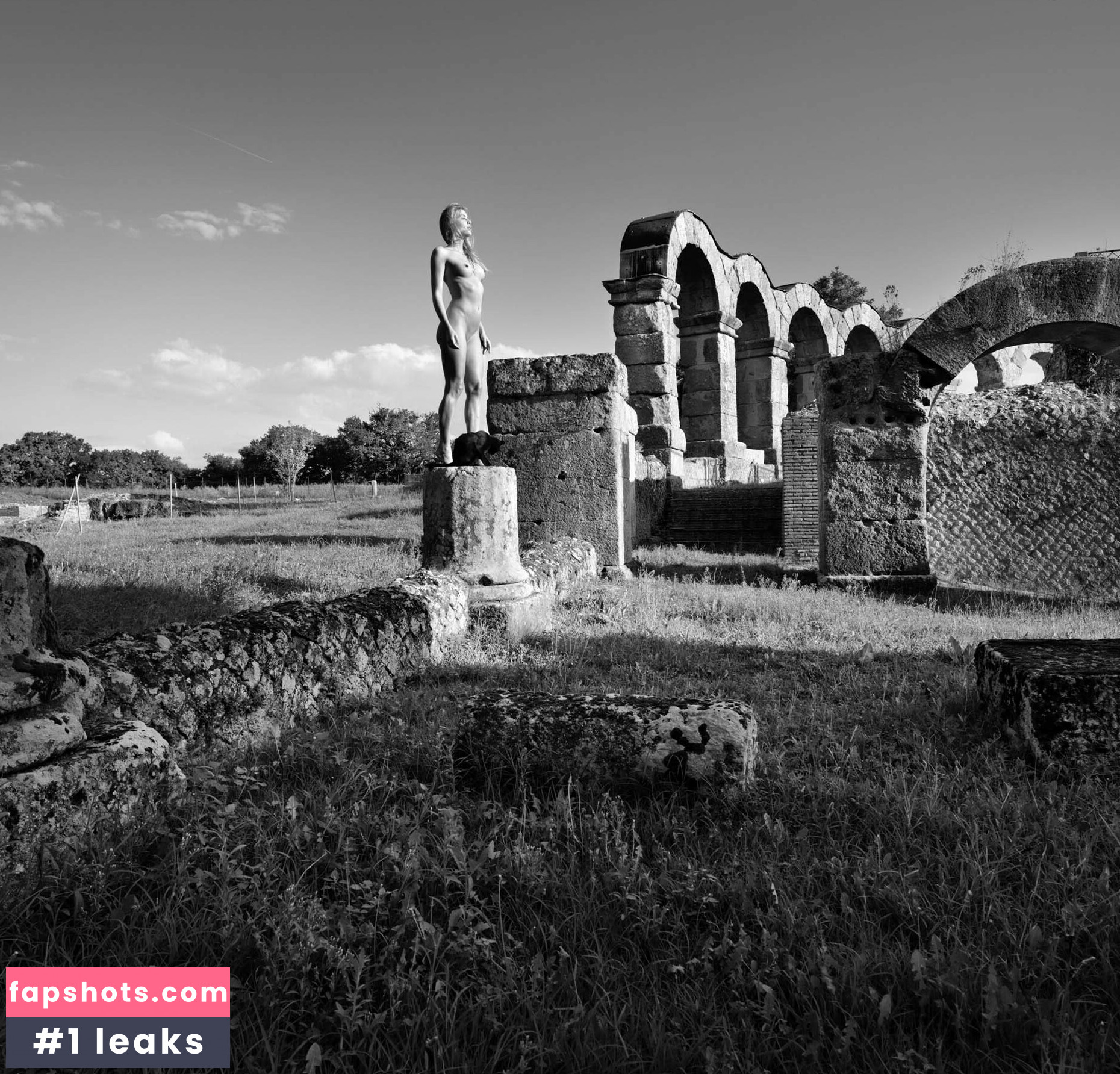 Ilena Ingwersen gallery photo #26