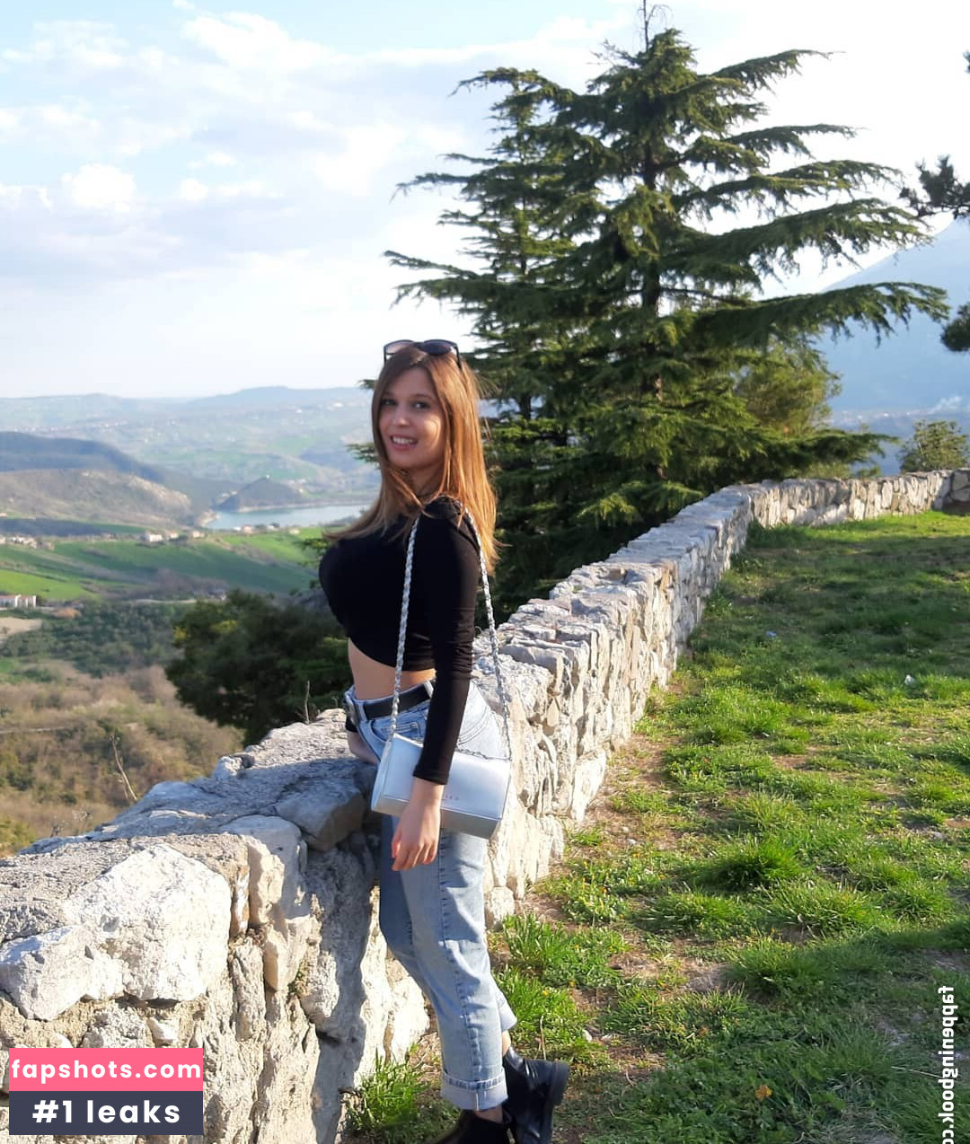 ileniatenaa gallery photo #24