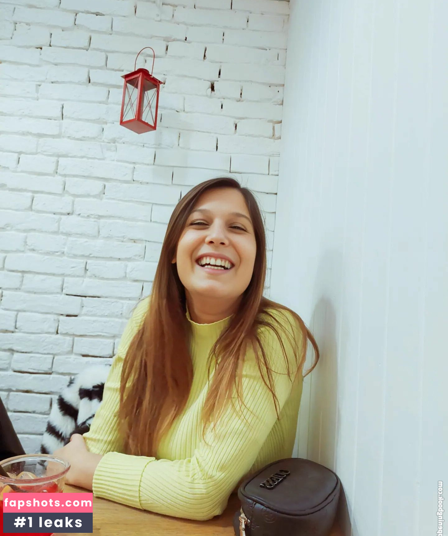 ileniatenaa gallery photo #4