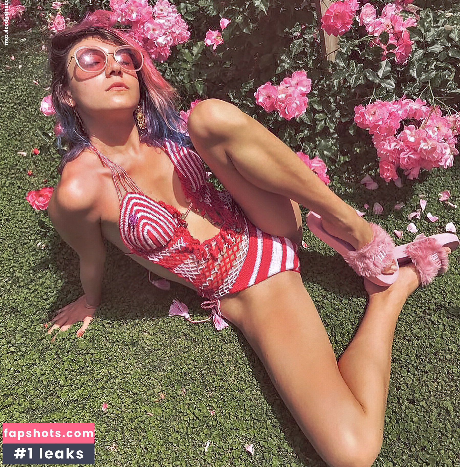 Ilgin Utin gallery photo #36