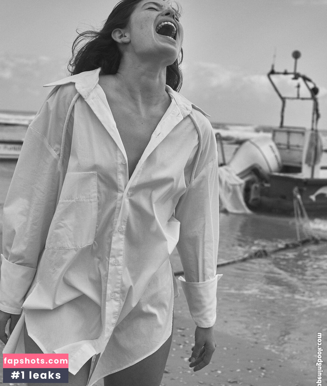 Ilit Ozer gallery photo #2