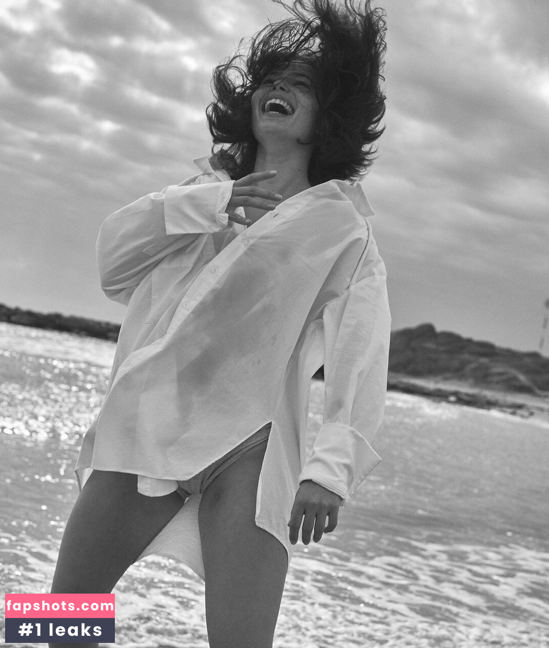 Ilit Ozer gallery photo #5