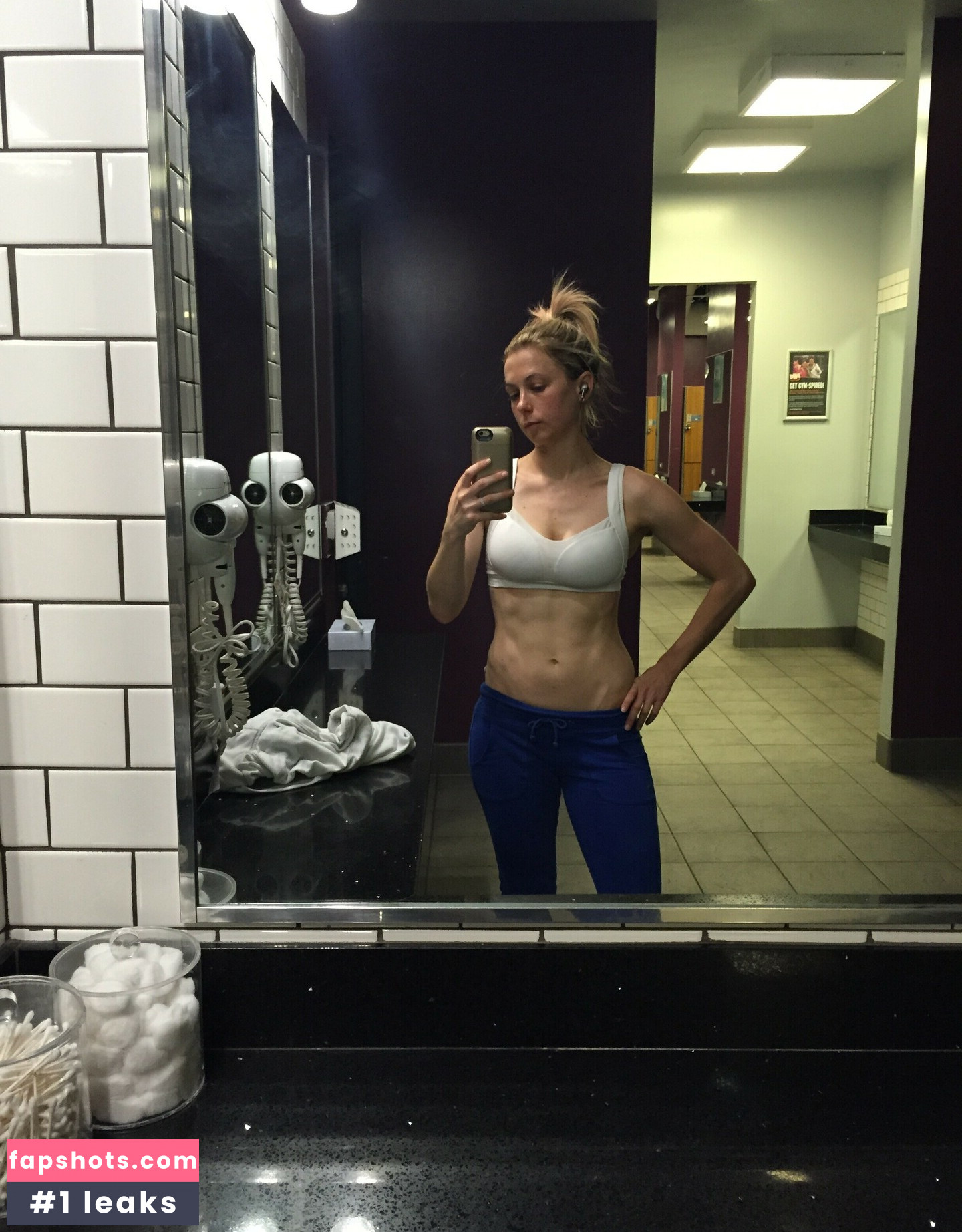 Iliza Shlesinger gallery photo #105