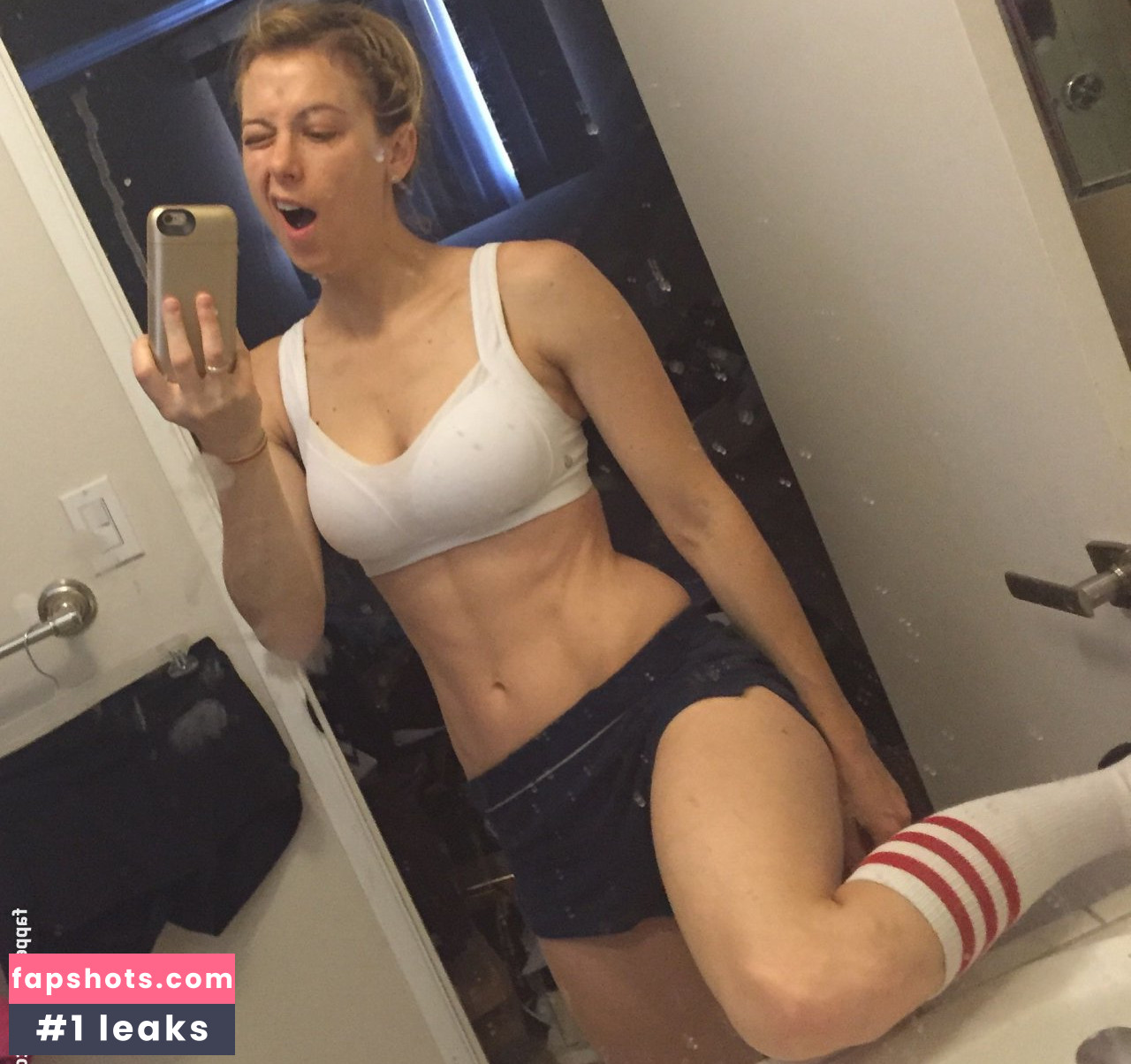 Iliza Shlesinger gallery photo #129