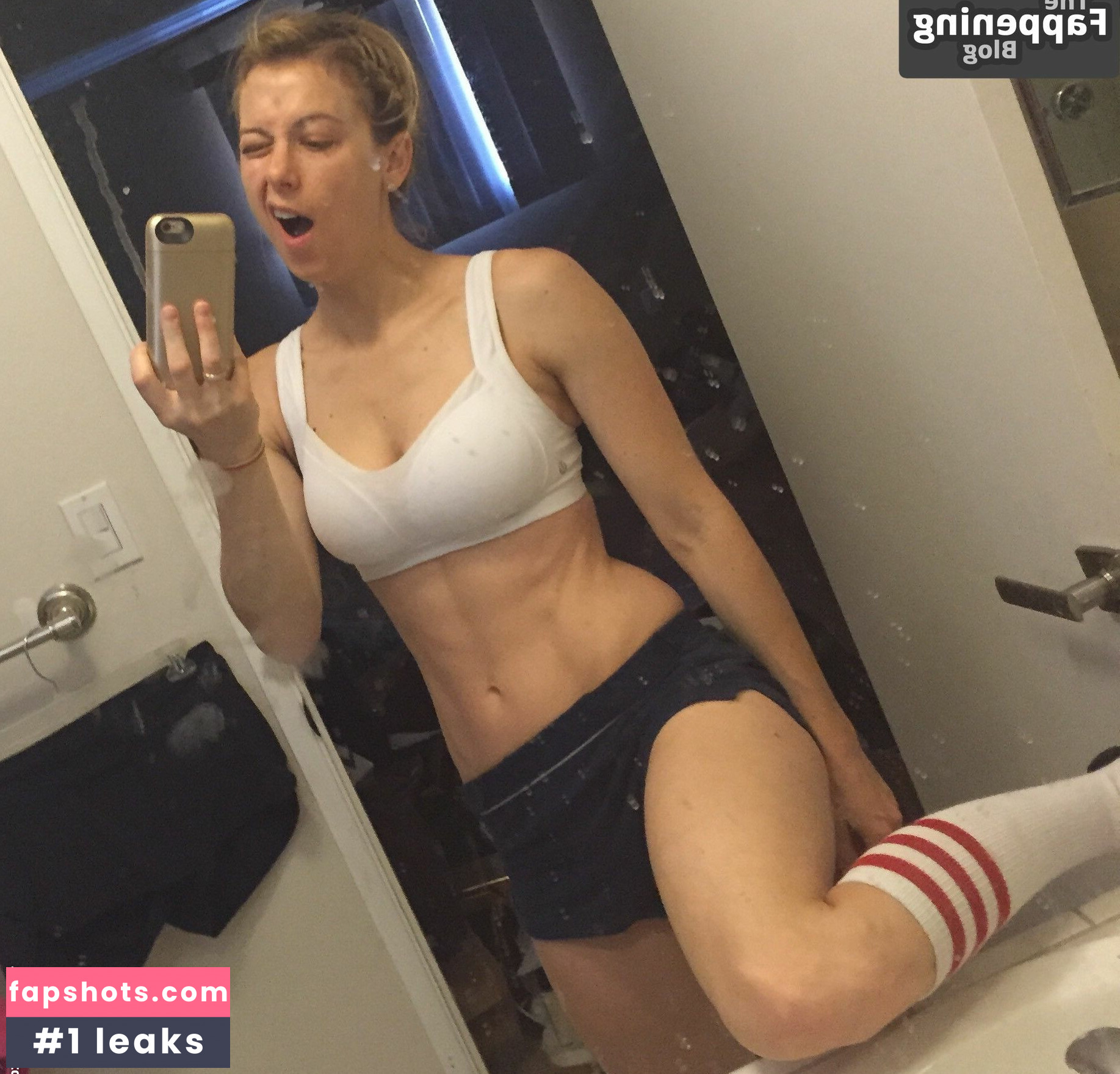 Iliza Shlesinger gallery photo #31