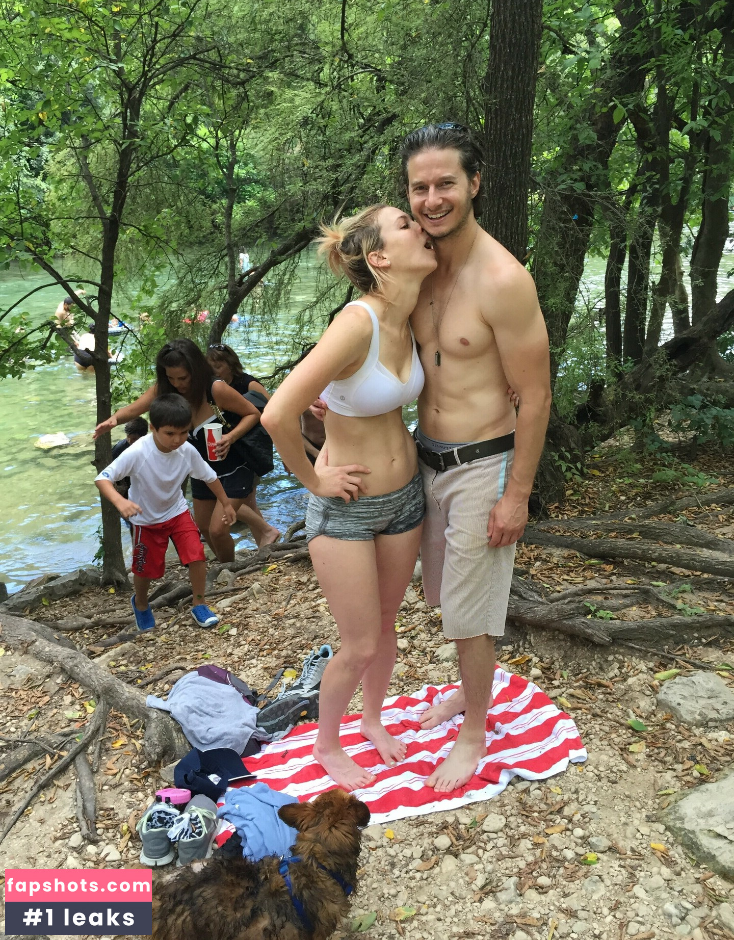 Iliza Shlesinger gallery photo #59