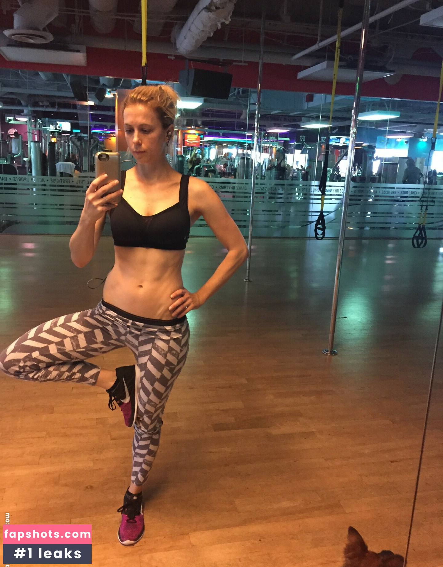 Iliza Shlesinger gallery photo #62