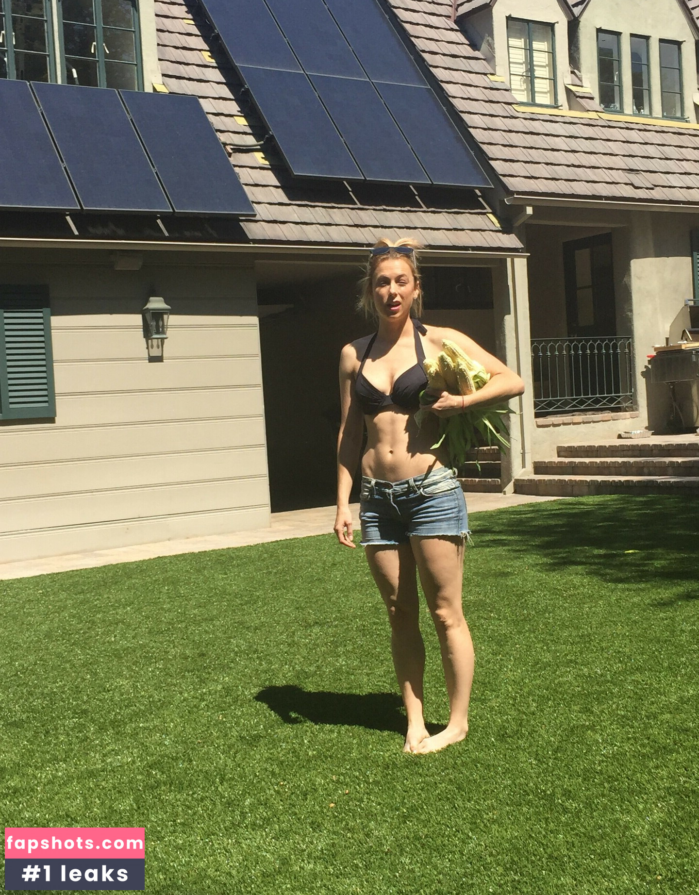 Iliza Shlesinger gallery photo #64