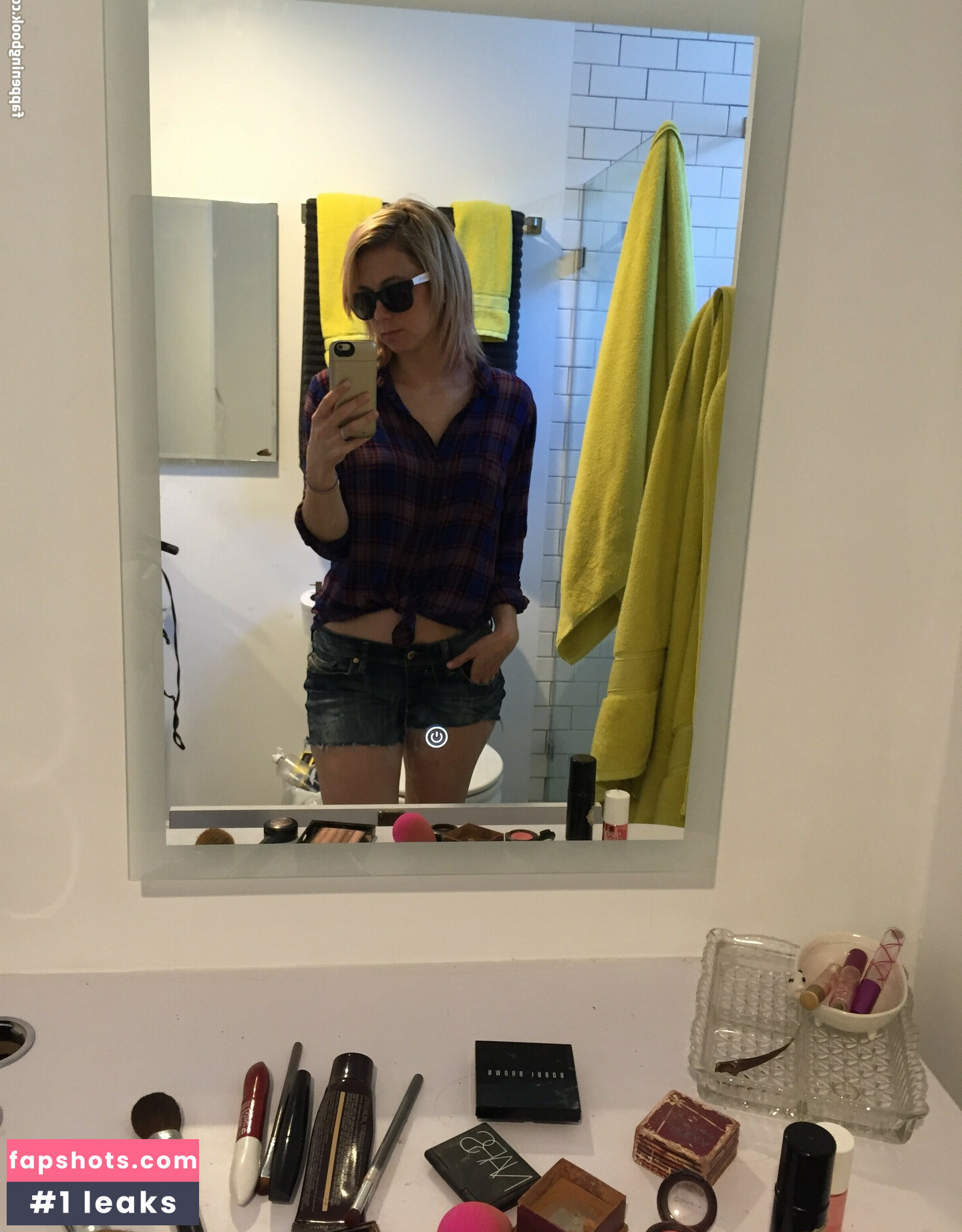 Iliza Shlesinger gallery photo #89