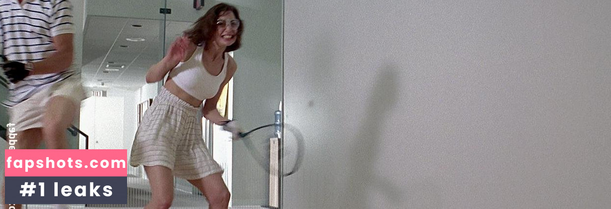 Illeana Douglas gallery photo #14