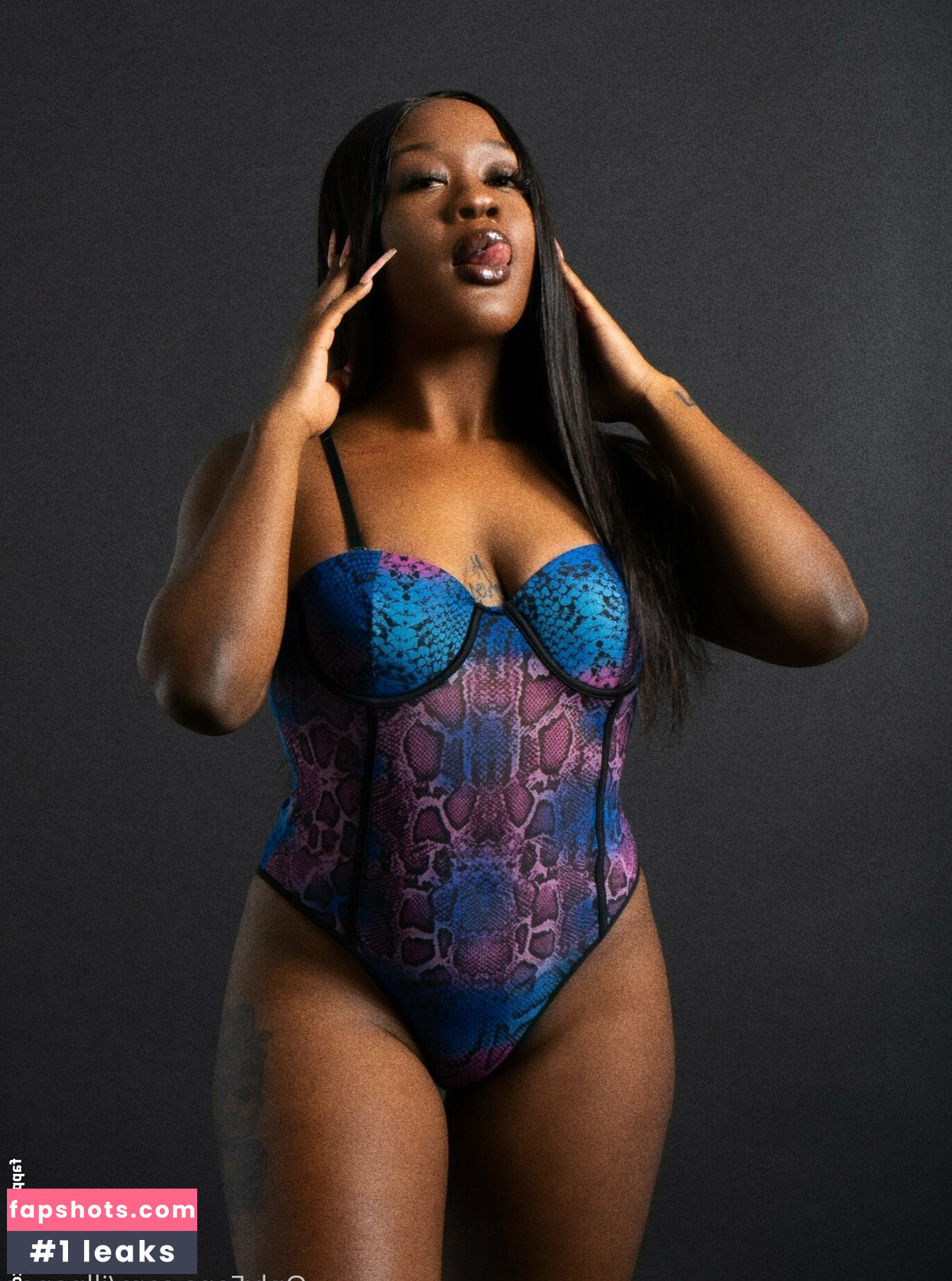 illnanaa Nude Leaks OnlyFans Photos #19 - LeakJerk