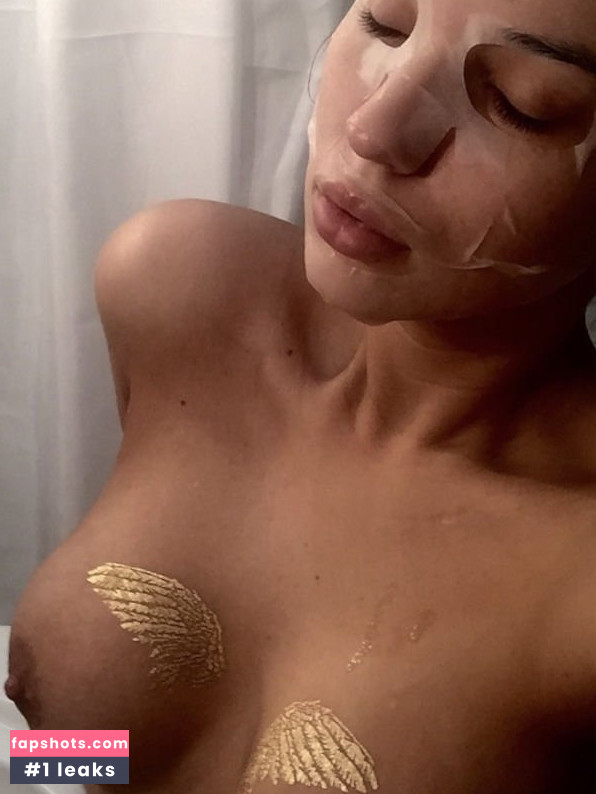 Ilona Kotelyukh gallery photo #6