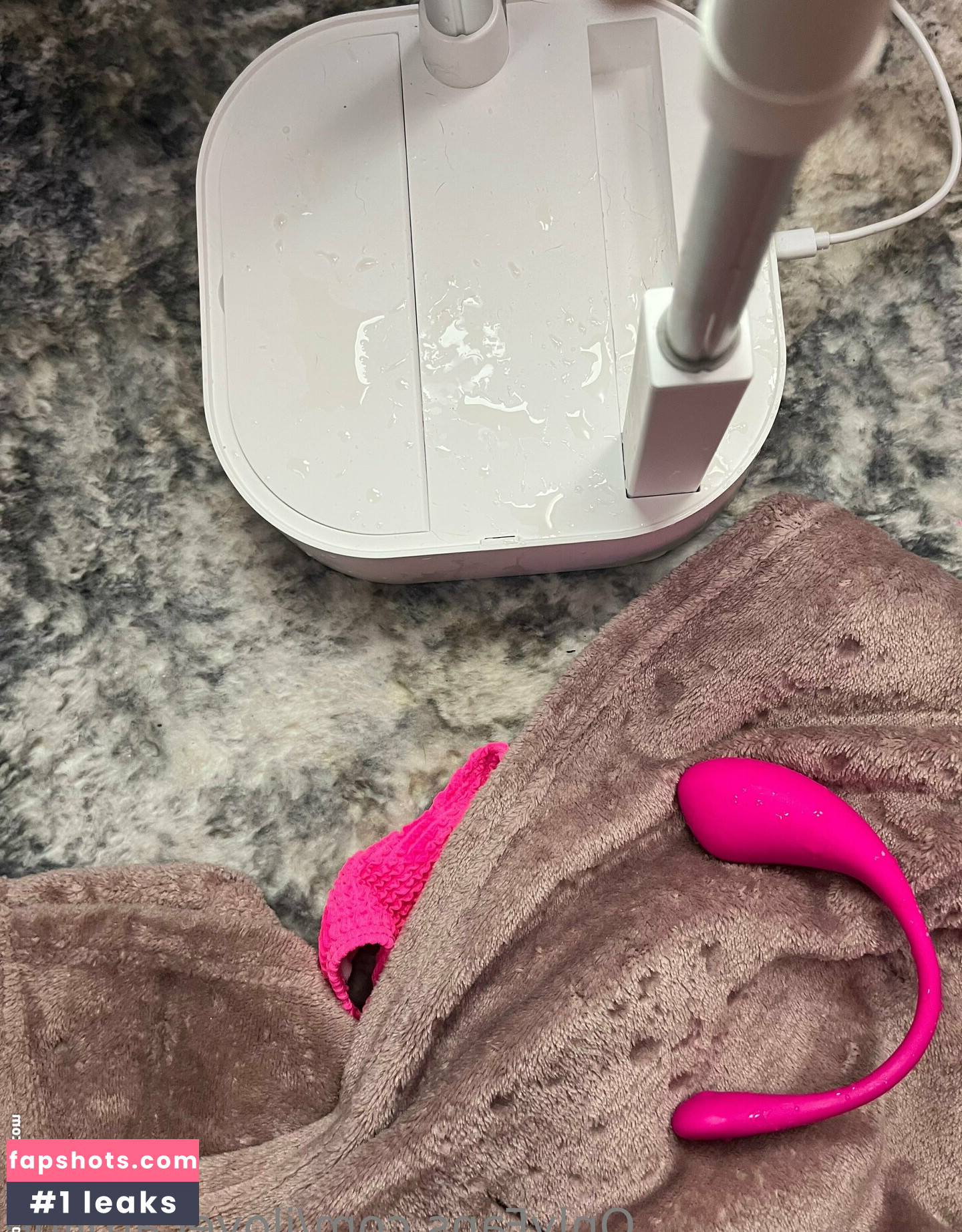 ilovecaroline Nude Leaks OnlyFans Photos #23 - LeakJerk