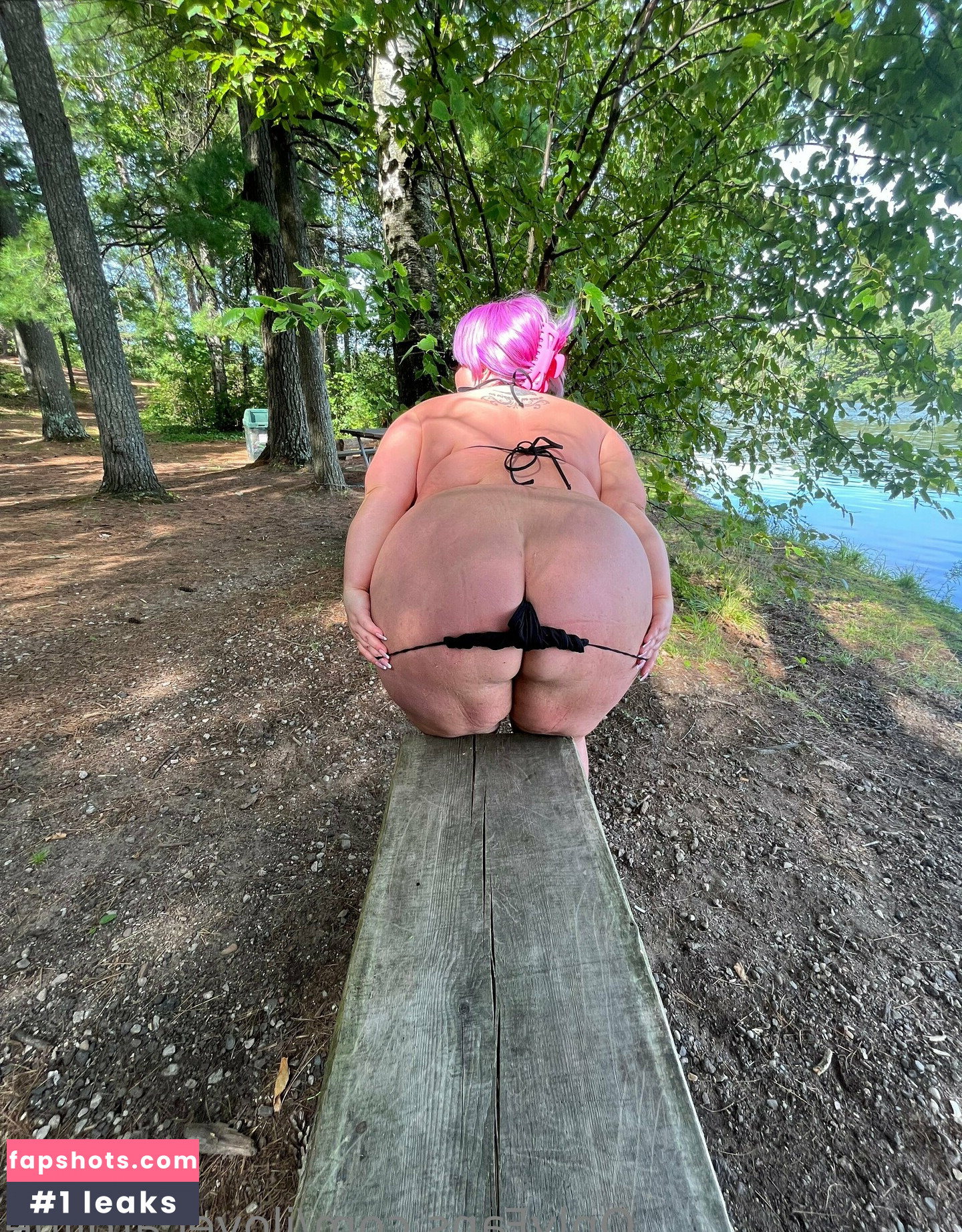 ilovecaroline Nude Leaks OnlyFans Photos #8 - LeakJerk