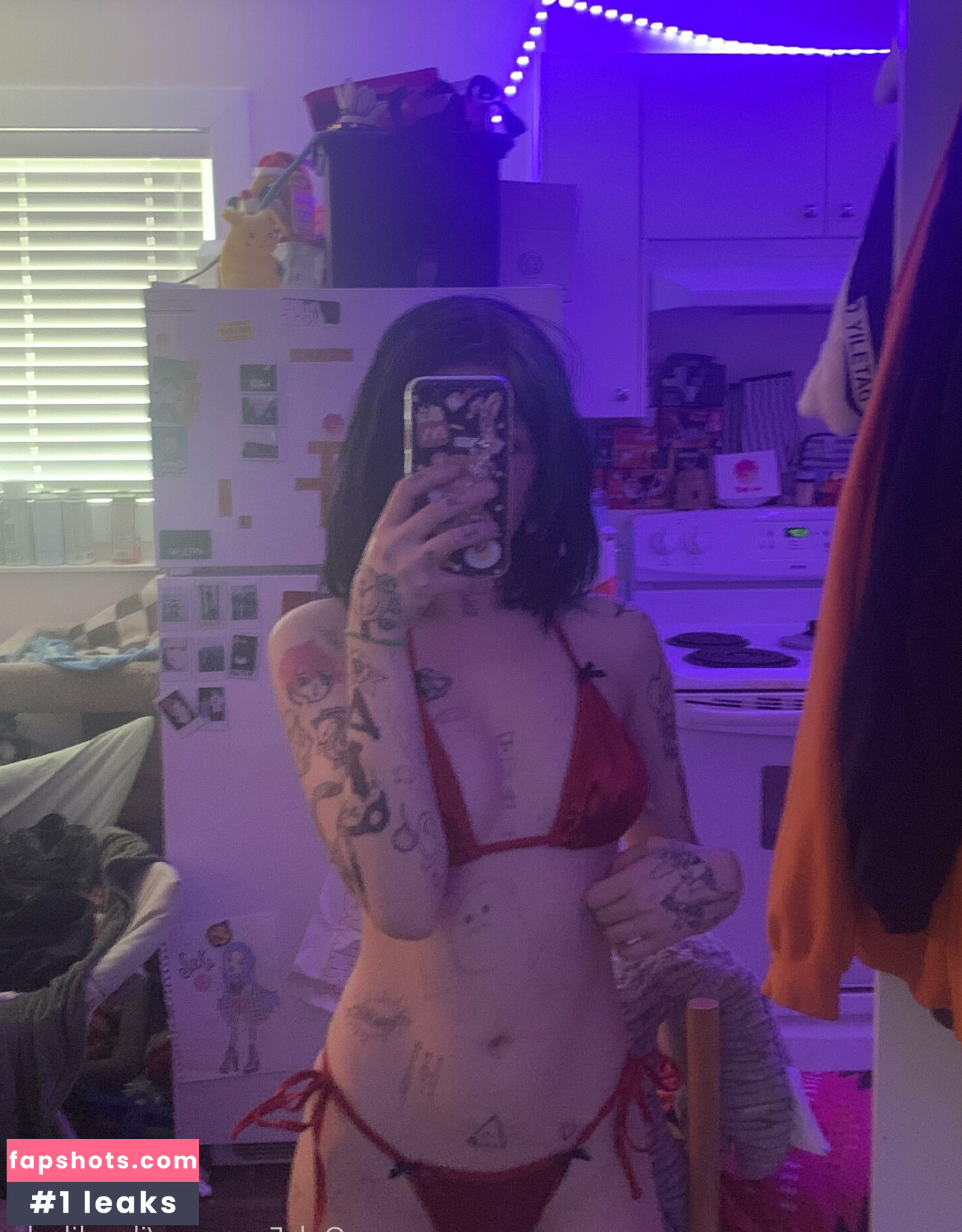 ilovelilsaku gallery photo #13