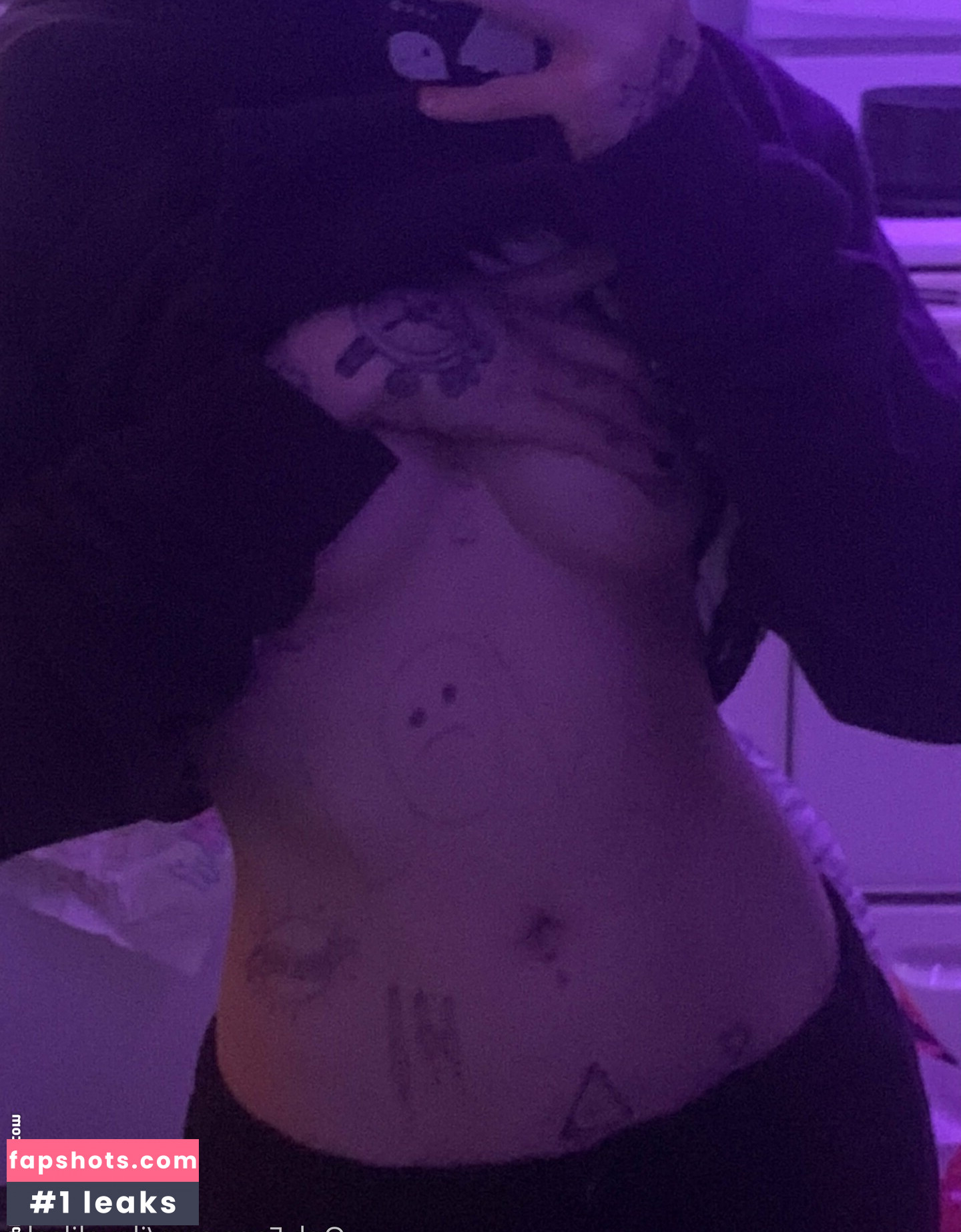 ilovelilsaku gallery photo #20