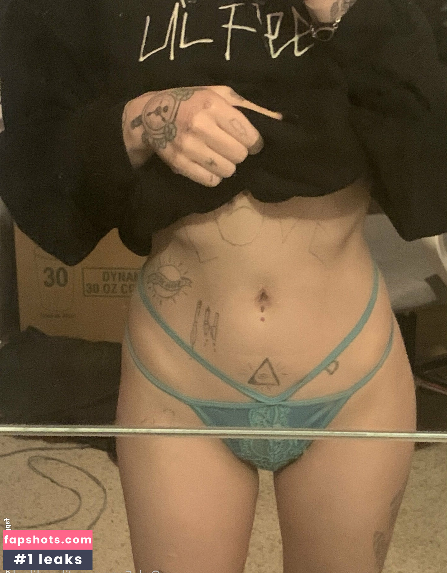 ilovelilsaku gallery photo #27