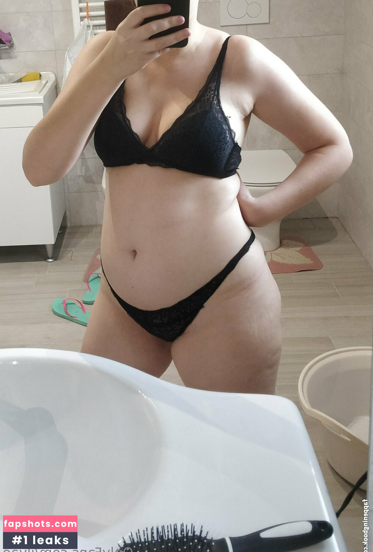 ilyae Nude Leaks OnlyFans Photos #4 - LeakJerk