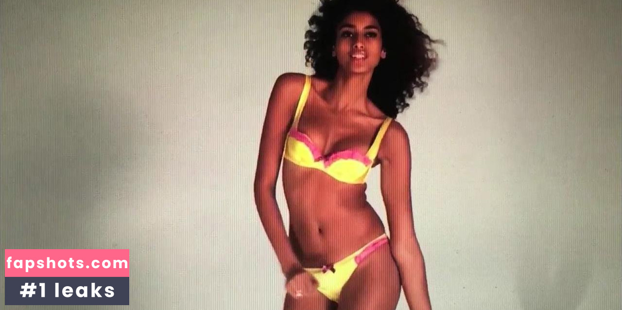 Imaam Hammam nude babe gallery