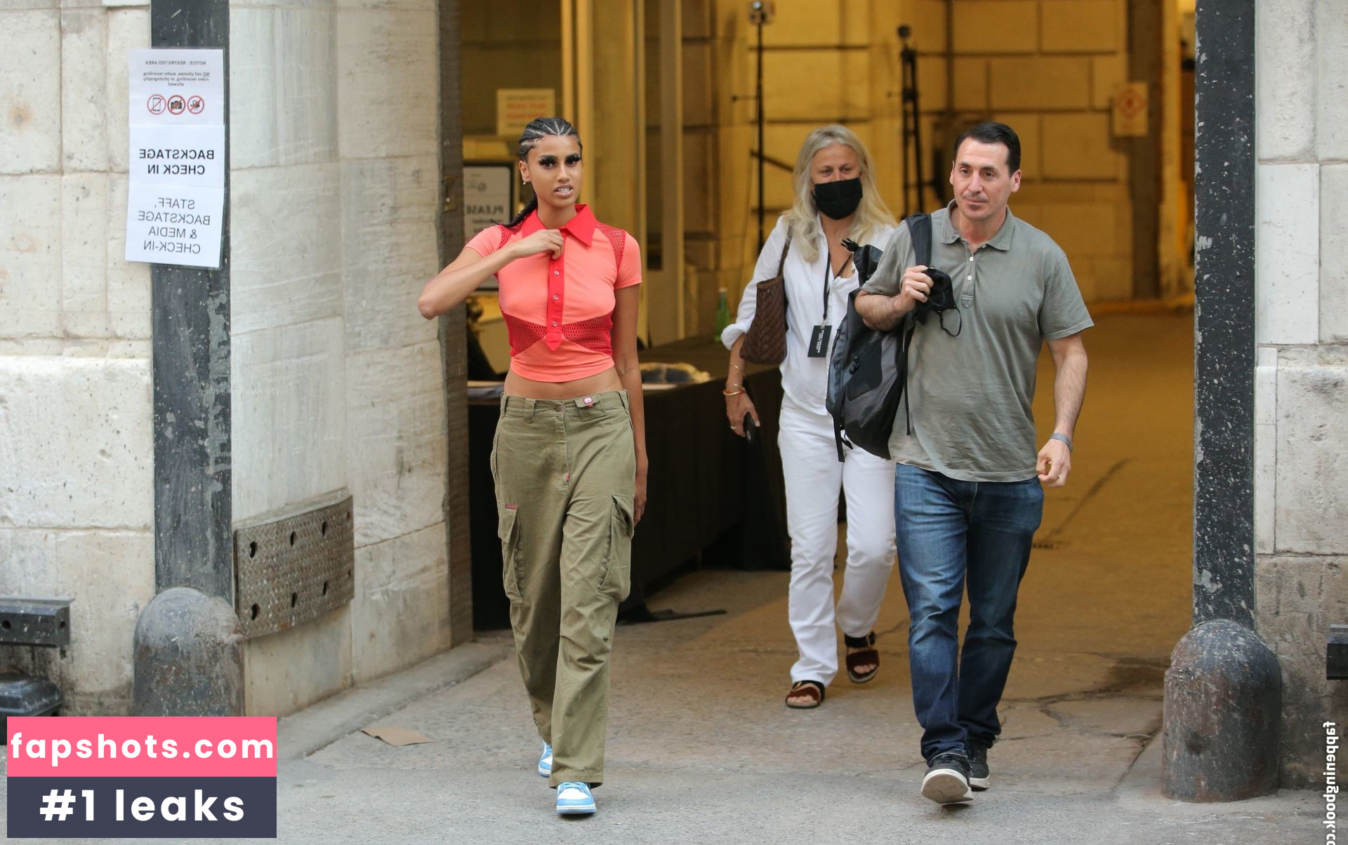 Imaan Hammam gallery photo #32