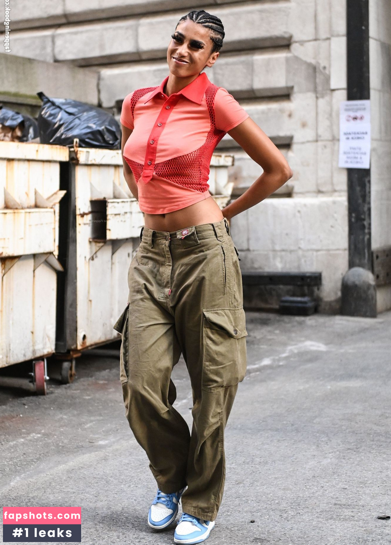 Imaan Hammam gallery photo #40