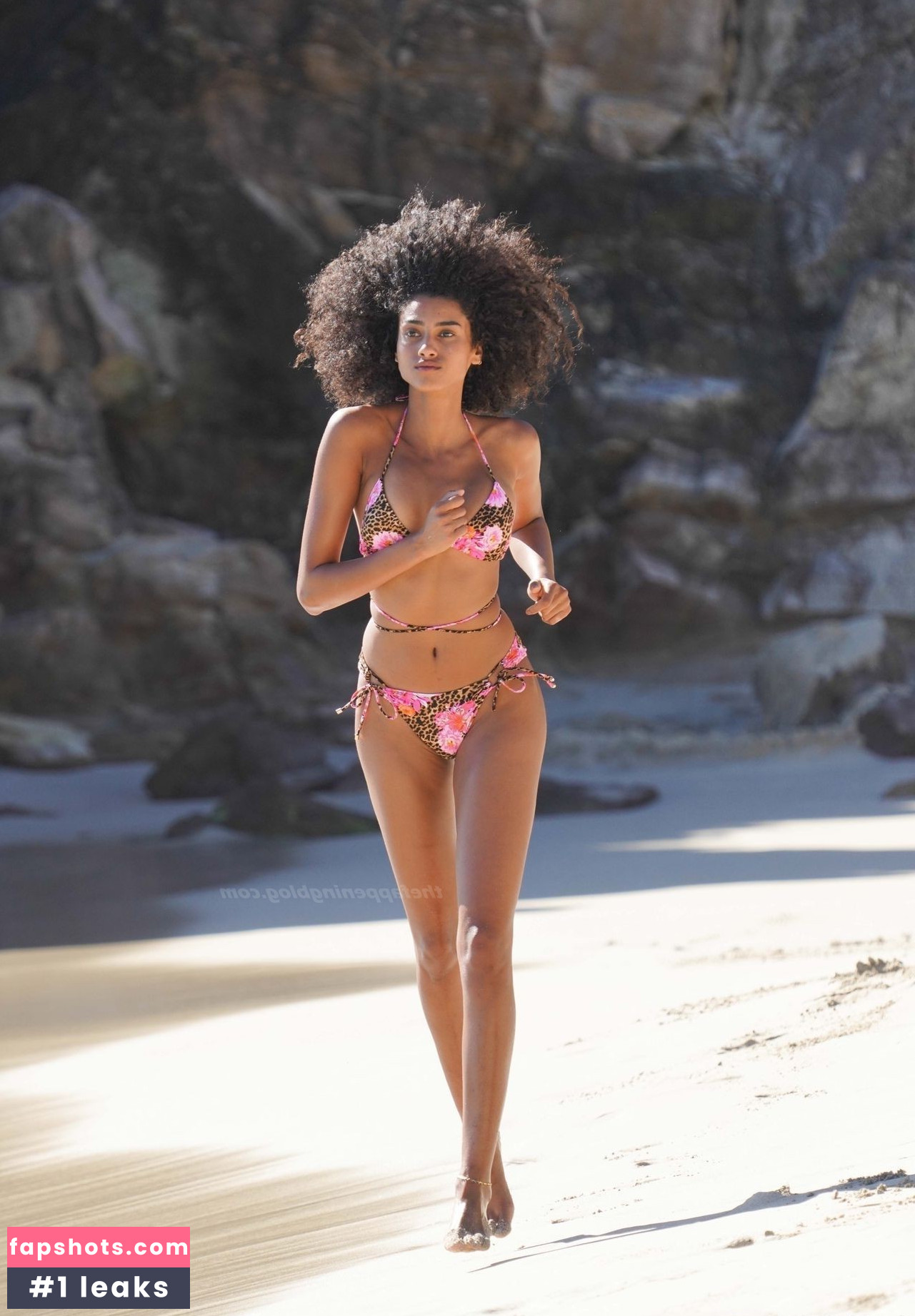 Imaan Hammam gallery photo #52