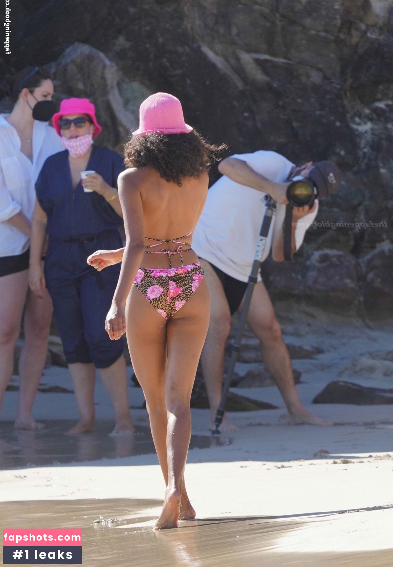 Imaan Hammam gallery photo #60