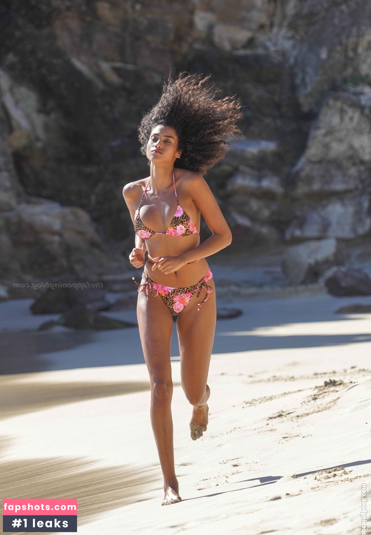 Imaan Hammam gallery photo #62