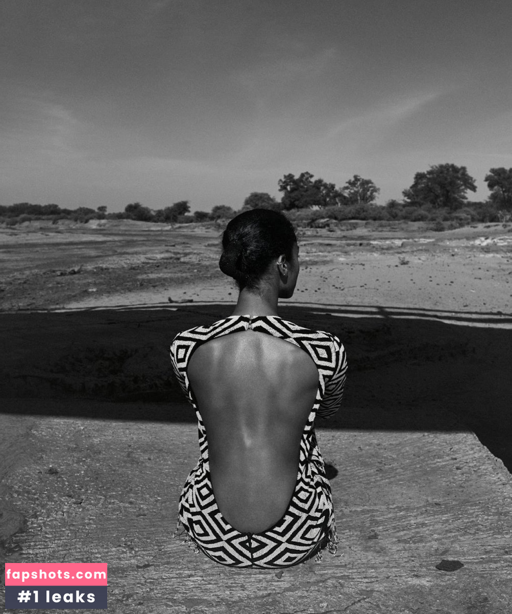 Imaan Hammam gallery photo #83