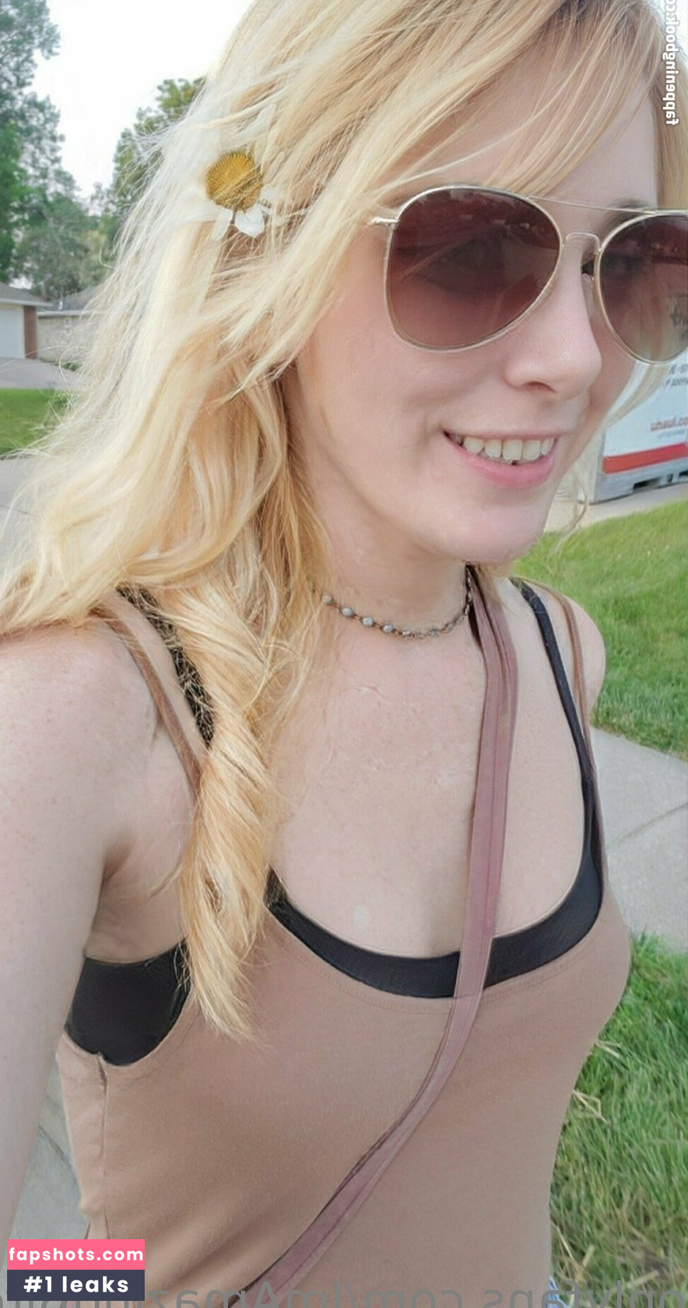 imamazingbitch gallery photo #7