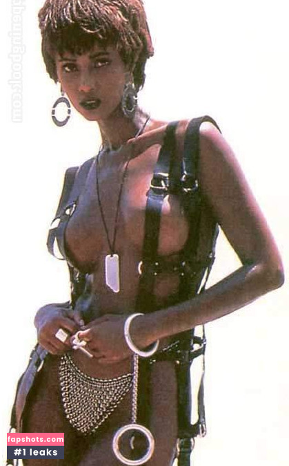 Iman Abdulmajid gallery photo #8