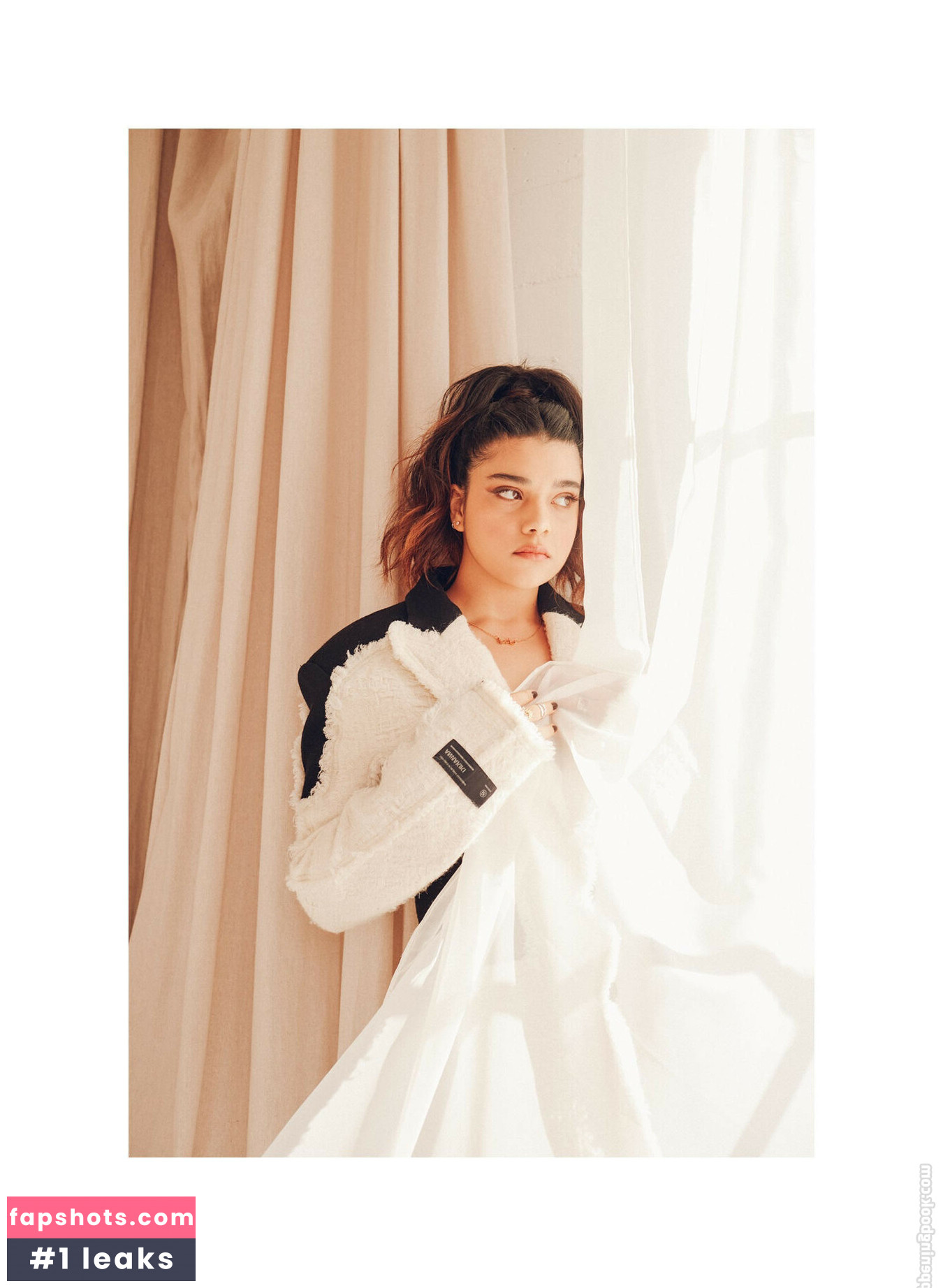 Iman Vellani Nahé úniky fotek pouze od fanoušků #15 - Fapshots