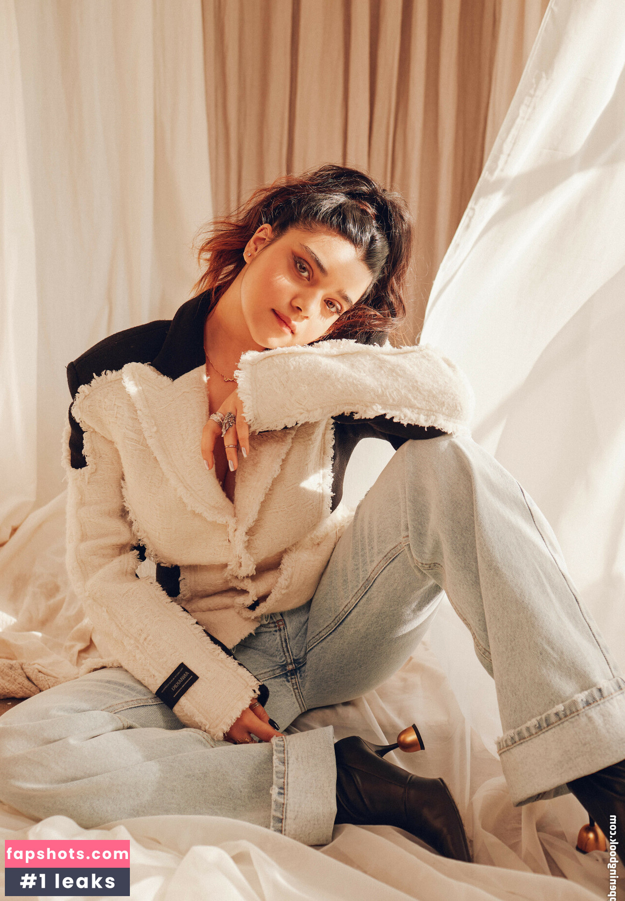 Iman Vellani Nahé úniky fotek pouze od fanoušků #18 - Fapshots