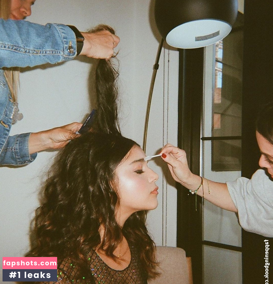 Iman Vellani Nahé úniky fotek pouze od fanoušků #47 - Fapshots