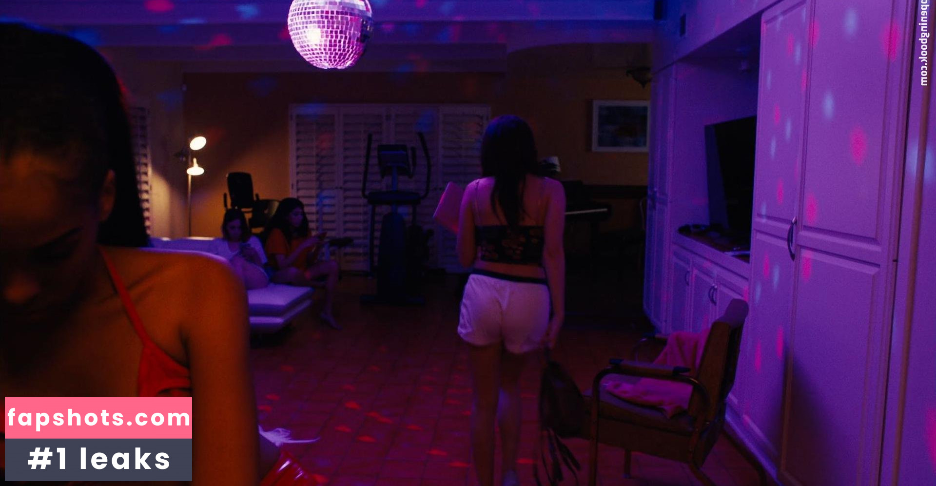 Imani Hakim Filtración Desnuda OnlyFans Foto #20 - Fapshots