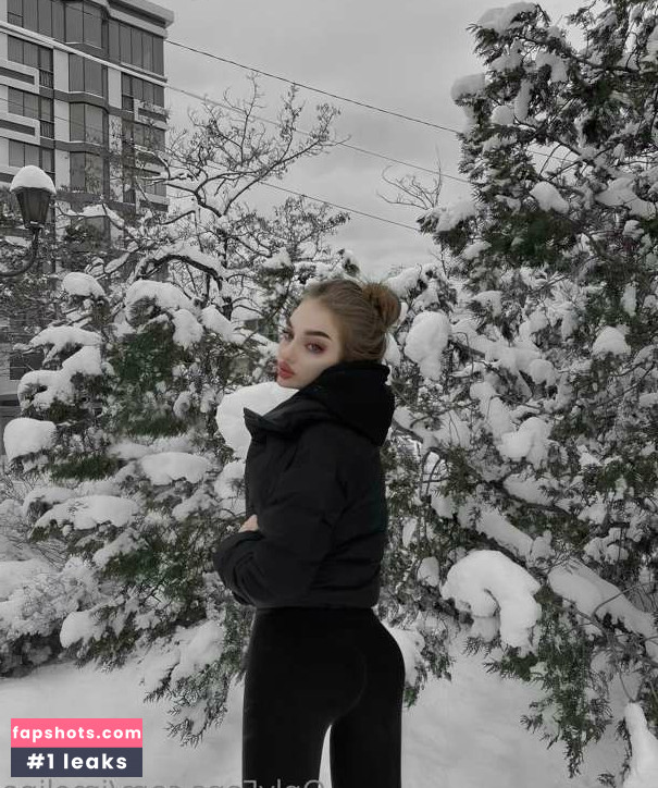 Imelina gallery photo #6