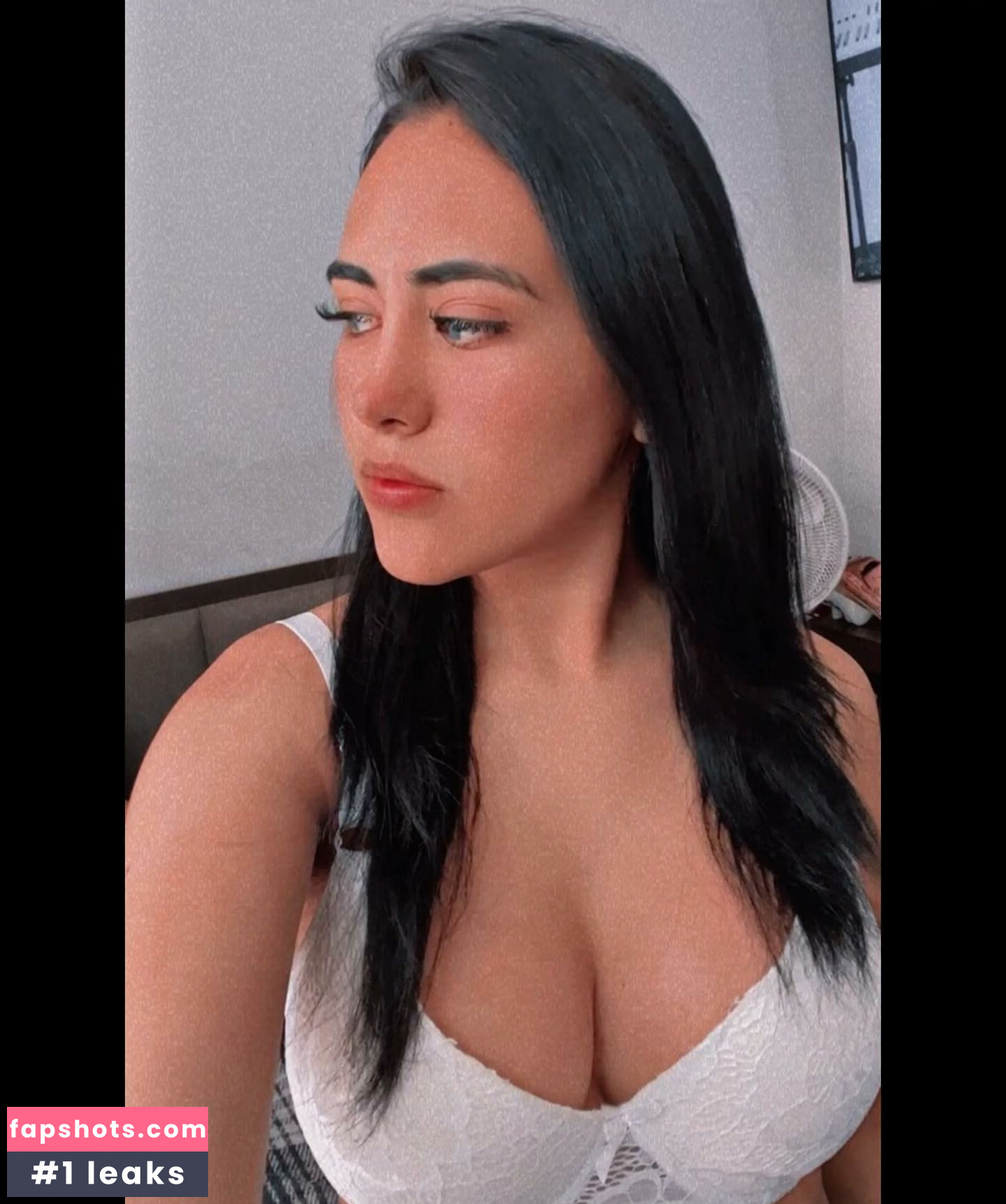 imlizeth nude babe gallery