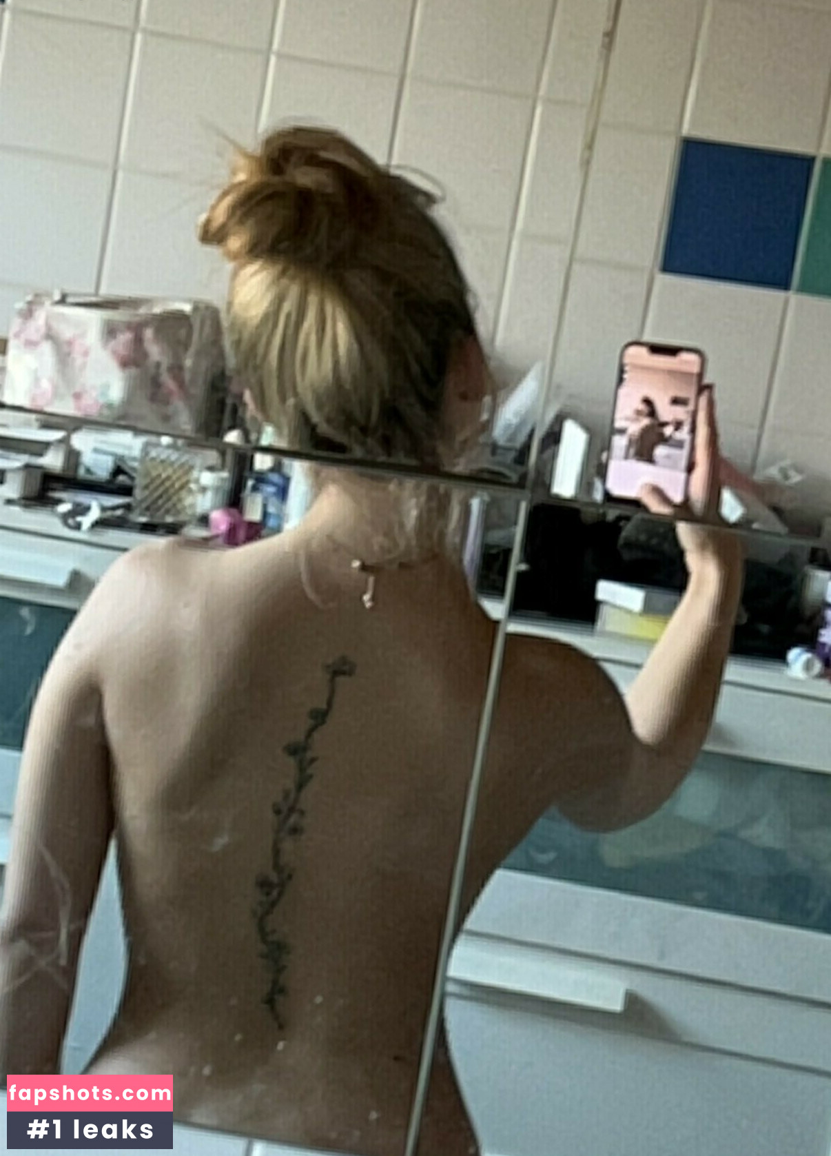 Immynicholls gallery photo #42