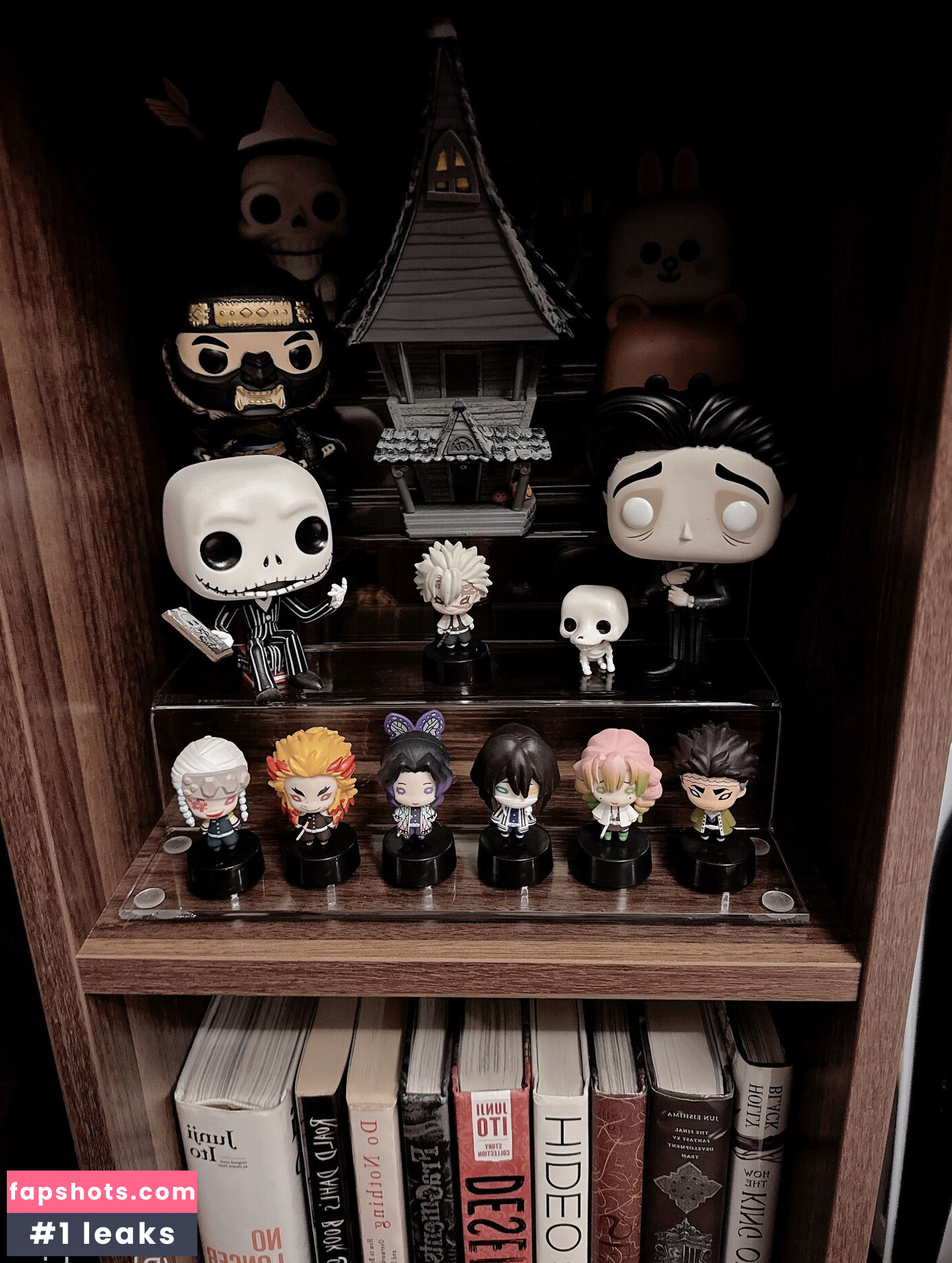 ImpartialBunny gallery photo #3