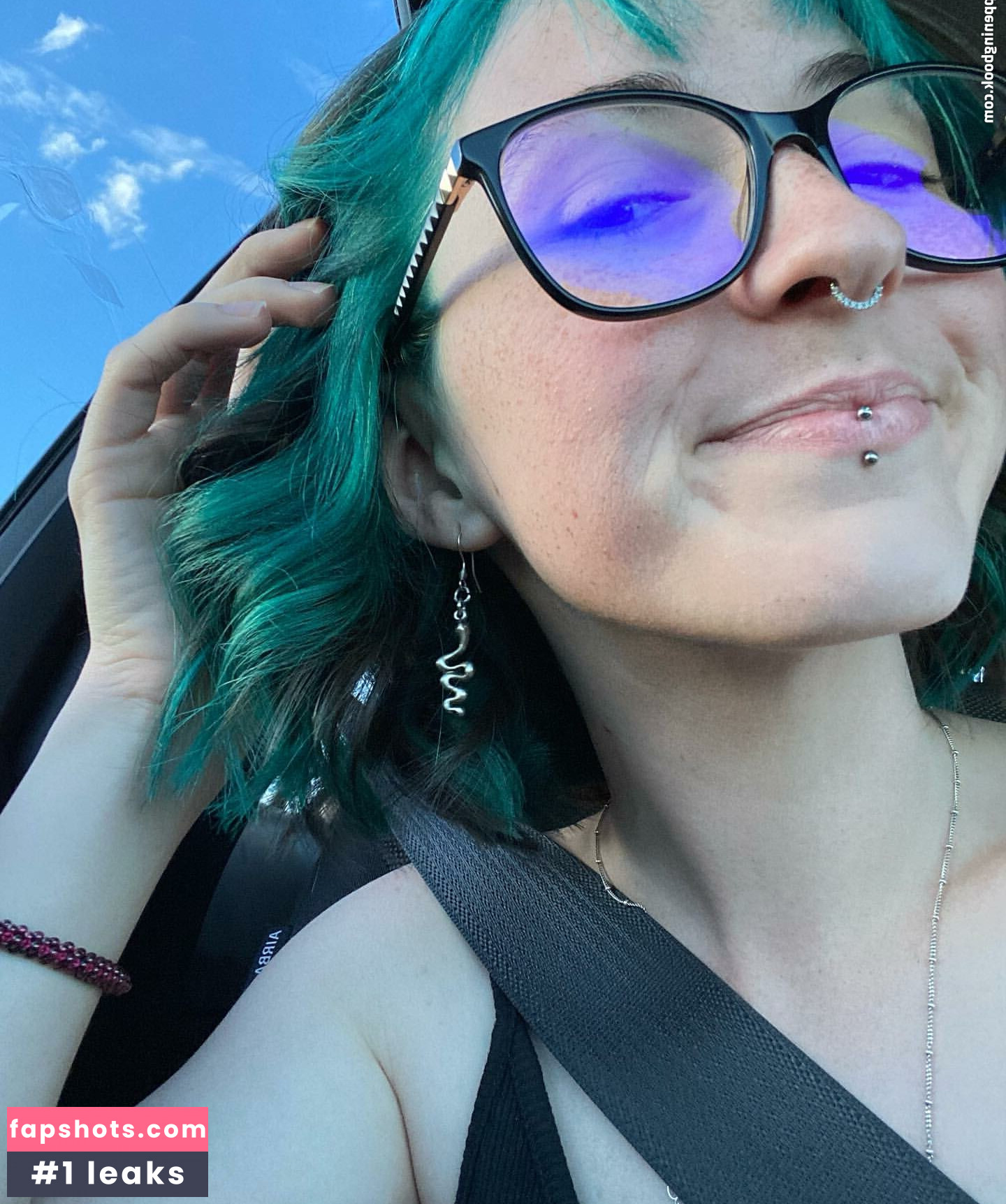 impatient_carnation gallery photo #4