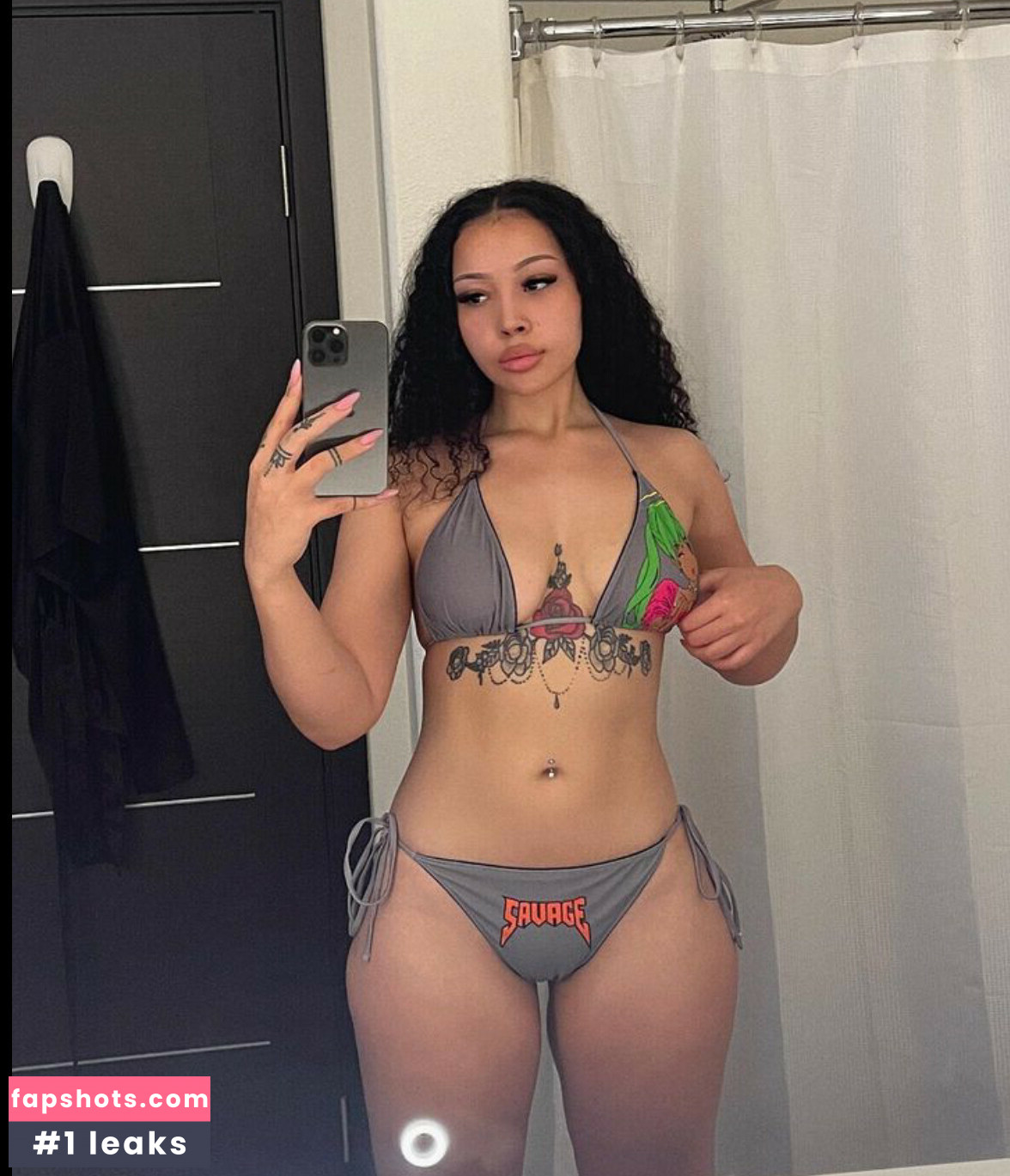 incognitoebvip nude babe gallery