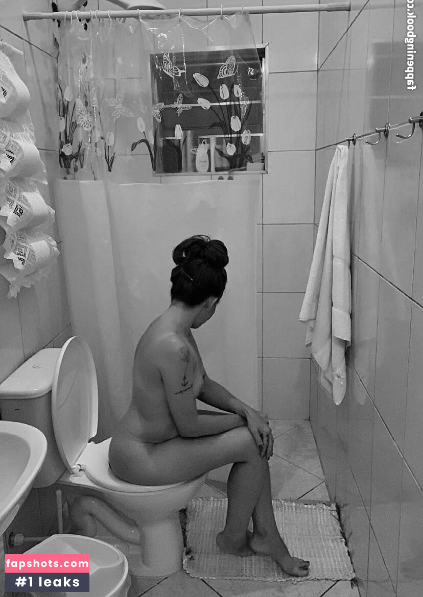 Inculta_18 nude babe gallery