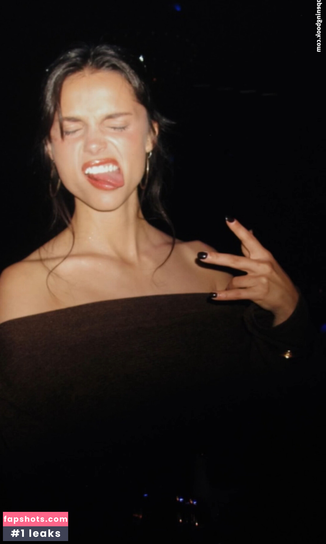 Inde Navarrette gallery photo #3