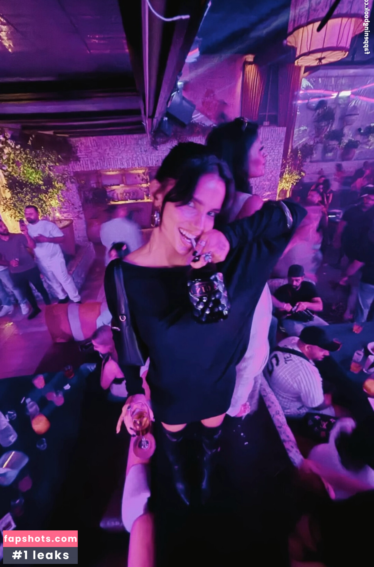 Inde Navarrette gallery photo #5