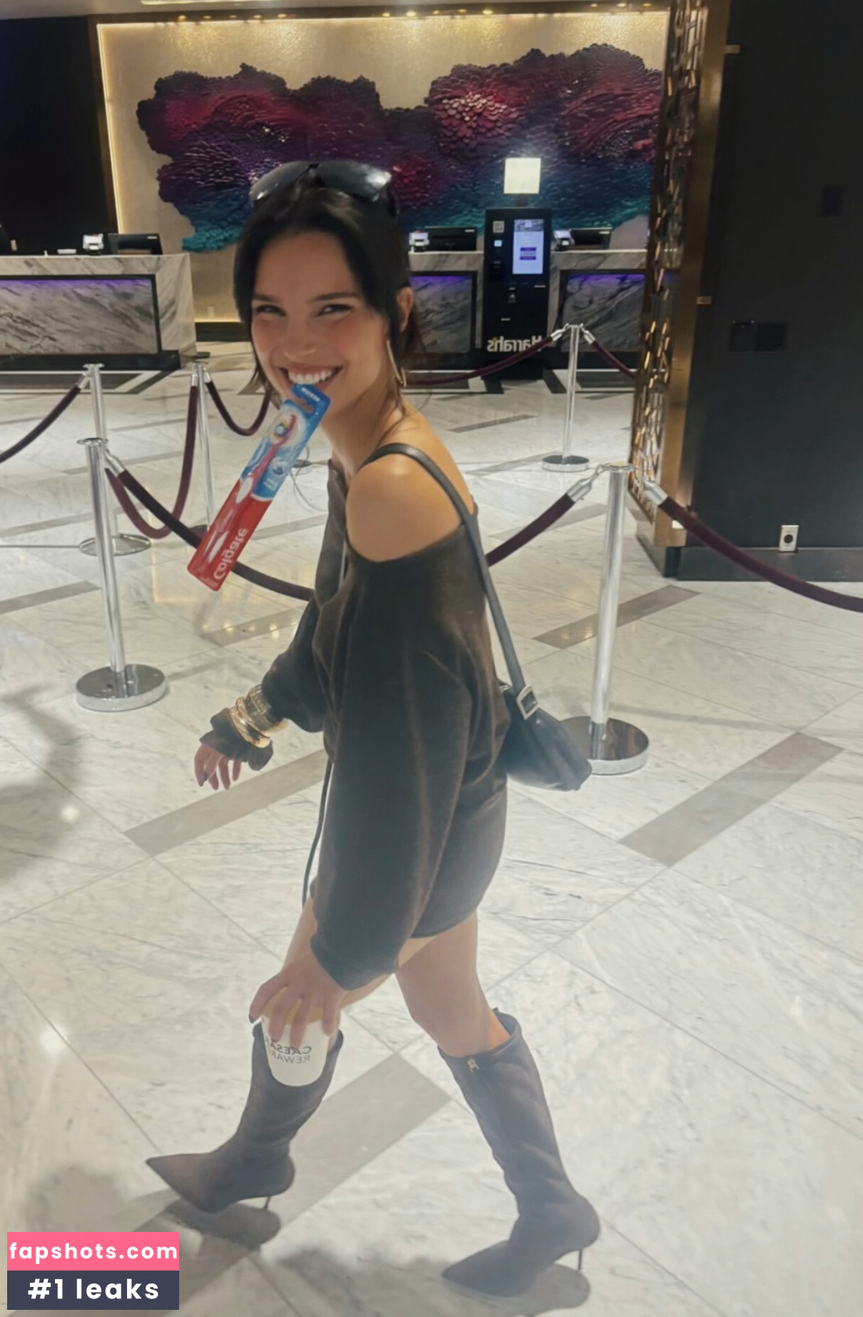 Inde Navarrette gallery photo #6