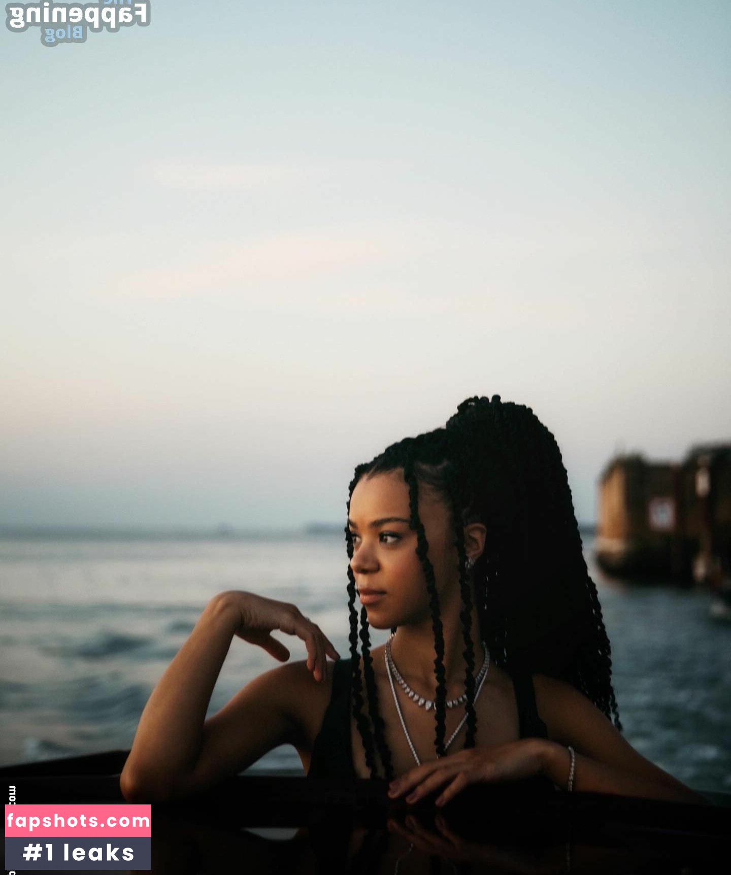 India Amarteifio gallery photo #3