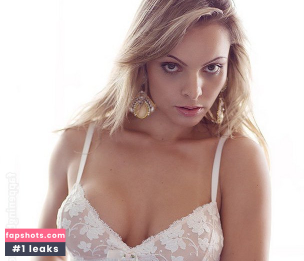 Indianara Carvalho Nude Leaks OnlyFans Photos #22 - LeakJerk